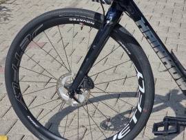 _EGYÉB 2024 Osztrák Scoripon X csúcs karbon gravel GRX800 Gravel / CX Shimano GRX tárcsafék használt ELADÓ