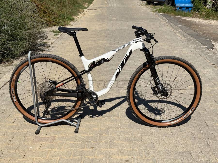 KTM Új 2025 KTM karbon mtb FOX Elite Shimano XT 1*12   Mountain Bike dual suspension Shimano Deore XT new / not used For Sale