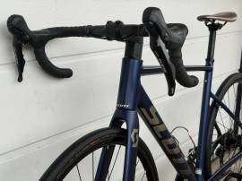 SCOTT Scott SpeedSter 10 Gravel 105 Shimano Szett Gravel / CX Shimano 105 disc brake used For Sale