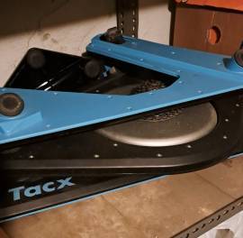 Tacx Neo 2 Smart Smart Bike Trainers Yes Yes used For Sale