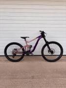 GIANT GIANT Reign SX 2023 FREERIDE/ENDURO/DH Enduro / Freeride / DH 29" elöl 27.5" hátul (Mullet) Shimano Deore használt ELADÓ