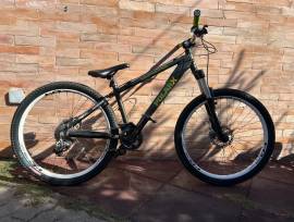 MAGELLAN Polarx Mountain Bike 26" elöl teleszkópos használt ELADÓ