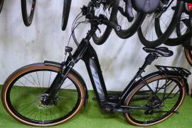 KTM TOUR EE BOSCH CX 85Nm 625Wh 4-dug. fékek Elektromos Trekking/cross 25 km/h Bosch 601-700 Wh használt ELADÓ