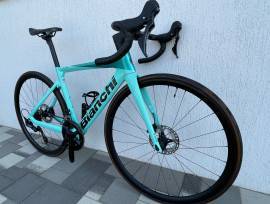 BIANCHI Oltre Race Országúti Shimano 105 tárcsafék használt ELADÓ