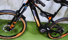 KTM Kapoho Bosch CX Race 750 Fox 36 X2 XT- Elektromos Mountain Bike össztelós / fully Bosch nem használt ELADÓ