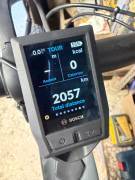 FOCUS Thron2 6.7 RockShox Yari, KIOX300, 6A töltő Elektromos Mountain Bike 29" össztelós / fully Bosch Shimano Deore használt ELADÓ