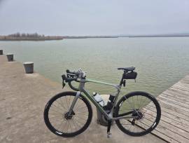 MERIDA Scultura Endurance Országúti SRAM Rival eTap AXS tárcsafék használt ELADÓ