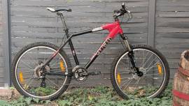 GENESIS grab Mountain Bike 26" elöl teleszkópos használt ELADÓ