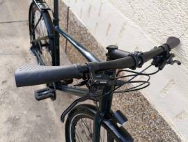 SPECIALIZED  Sirrus 2.0 EQ  “L” Trekking/cross disc brake used For Sale