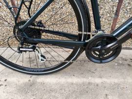 SPECIALIZED  Sirrus 2.0 EQ  “L” Trekking/cross disc brake used For Sale