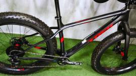 TREK FARLEY FULL CARBON FATBIKE XXX 0km ÚJ WAMPA CF Fatbike nem használt ELADÓ
