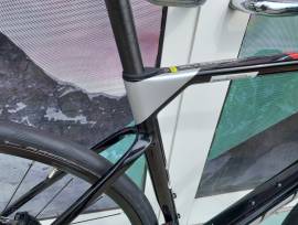 MERIDA MERIDA SCULTURA 6000 105 Di2 ( M ) Országúti Shimano 105 Di2 tárcsafék új / garanciával ELADÓ