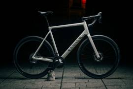 CANYON Endurace CF 8 Di2 2027 Országúti Shimano Ultegra Di2 tárcsafék használt ELADÓ