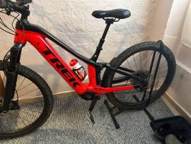 TREK Powerfly Fs 7 Electric Mountain Bike dual suspension Bosch used For Sale