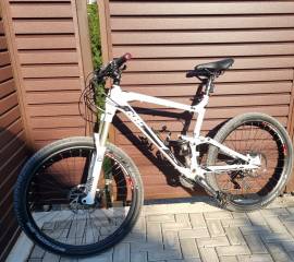 KTM Lycan 273 Mountain Bike össztelós / fully használt ELADÓ