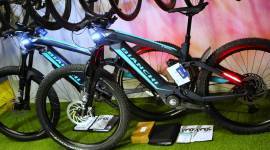 BIANCHI E-OMNIA FX TYPE 90Nm FOX 36 2024 0KM Elektromos Mountain Bike össztelós / fully Oli nem használt ELADÓ