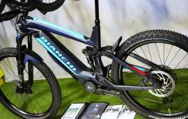 BIANCHI E-OMNIA FX TYPE 90Nm FOX 36 2024 0KM Elektromos Mountain Bike össztelós / fully Oli nem használt ELADÓ