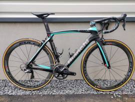 BIANCHI Bianchi Oltre XR4 – Dura-Ace R9100 Road bike Shimano Dura Ace calliper brake used For Sale