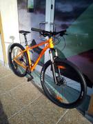 MERIDA AKCIÓ:: MERIDA BIG.NINE 300 (M, L, XL) Mountain Bike 29" elöl teleszkópos Shimano Deore új / garanciával ELADÓ