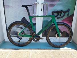 MERIDA MERIDA REACTO 8000 SELYEM ÖRÖKZÖLD (EZÜST-ZÖLD)  ( Road bike Shimano Ultegra Di2 disc brake new with guarantee For Sale