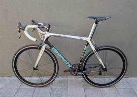 Bianchi Superleggera, Campagnolo Super Record 2x11s! Bianchi Superleggera  Országúti / Gravel / Triatlon Alkatrész, Országúti  Kerék / Felni / Gumi 700c (622) használt ELADÓ
