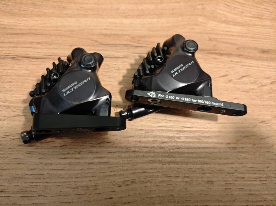 Új Shimano Ultegra féknyergek BR-R8170 Országúti / Gravel / Triatlon Alkatrész, Országúti Fék / Fékváltókar mechanikus nem használt ELADÓ