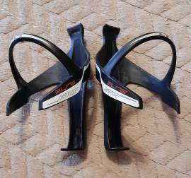 Elite kulacstartó párban, jó állapotú. Ár/pár!  . Bottle Cages / Mudguards used For Sale