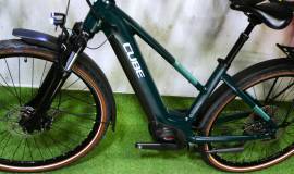 CUBE TOURING BOSCH SMART 75Nm 625Wh Elektromos Trekking/cross 25 km/h Bosch használt ELADÓ