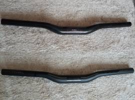 Karbon kormányok Fixire, Singlespeedre. Ár/db! Használt, új állapotúak! (3K, UD full carbon, riser). .  Mountain Bike Components, MTB Handlebars / Stems / Grips used For Sale