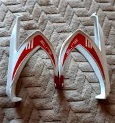 Elite Fiberglass kulacstartó párban. Ár/pár! Szép állapotú! Üvegszálas anyagból!  . Kulacstartó / Sárvédő használt ELADÓ