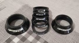 FSA karbon villanyak hézagoló szett. Használt, új állapotú! 28.6-os villanyakhoz.  .  Road Bike & Gravel Bike & Triathlon Bike Component, Road Bike Handlebars / Stems / Grips used For Sale