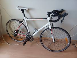 TREK One series1.1 Országúti Shimano Claris v-fék használt ELADÓ