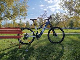 HUSQUARNA Mountain Cross MC2 Electric Mountain Bike 29" front 27.5" back (Mullet) dual suspension Shimano SRAM SX used For Sale