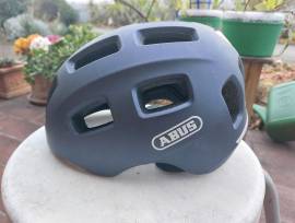 Abus sisak 52-57 cm ACYV2 Sisak / Sapka MTB S/M használt ELADÓ