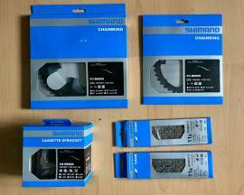 Shimano Ultegra 2x11 sebességes hajtáslánc alkatrészek Shimano Ultegra Országúti / Gravel / Triatlon Alkatrész, Országúti Hajtásrendszer Shimano Ultegra shimano outi nem használt ELADÓ