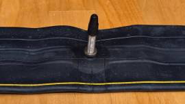 1 pár használt, jó állapotú Kenda Booster 29x2,6 külső eladó Kenda Booster 29x2,6 Mountain Bike Alkatrész, MTB Kerék / Felni / Gumi használt ELADÓ