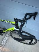 GIANT GIANT TCR ADVANCED 1 CARBON ULTEGRA M/L Országúti Shimano Ultegra patkófék használt ELADÓ