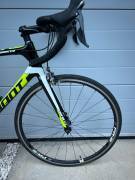 GIANT GIANT TCR ADVANCED 1 CARBON ULTEGRA M/L Országúti Shimano Ultegra patkófék használt ELADÓ