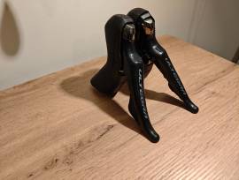 Újszerű Ultegra 8020 fékváltókarok 2×11 ST-R8020 Országúti / Gravel / Triatlon Alkatrész, Országúti Fék / Fékváltókar mechanikus használt ELADÓ