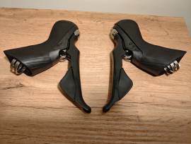 Újszerű Ultegra 8020 fékváltókarok 2×11 ST-R8020 Országúti / Gravel / Triatlon Alkatrész, Országúti Fék / Fékváltókar mechanikus használt ELADÓ