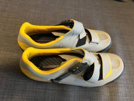 Shimano ME3 MTB cipő 47-es méret Shimano ME3 Cipő / Zokni / Kamásli 47 MTB nem használt férfi/unisex ELADÓ