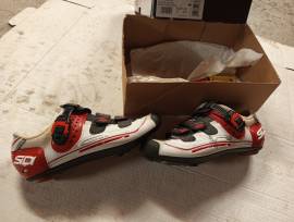 Sidi Genius7 Genius7  Cipő / Zokni / Kamásli 42 használt férfi/unisex ELADÓ