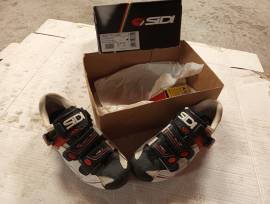 Sidi Genius7 Genius7  Cipő / Zokni / Kamásli 42 használt férfi/unisex ELADÓ