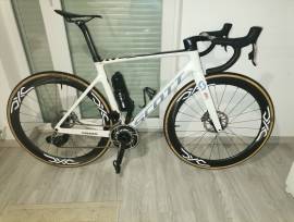 SCOTT Addict rc10 Road bike SRAM Red eTap AXS disc brake used For Sale
