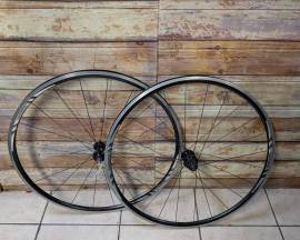 Shimano R500 országúti kerékszett! R500 Road Bike & Gravel Bike & Triathlon Bike Component, Road Bike Wheels / Tyres 28" used For Sale