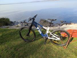 HUSQUARNA Mountain Cross MC2 Electric Mountain Bike 29" front 27.5" back (Mullet) dual suspension Shimano SRAM SX Eagle used For Sale