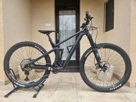 CANYON Strive CF 8.0  Enduro / Freeride / DH 29" Shimano Deore XT használt ELADÓ