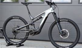CANNONDALE Moterra Neo Carbon 2 Electric Mountain Bike dual suspension Bosch used For Sale