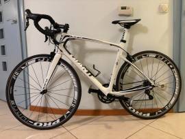 GIANT DEFY COMPOSITE Road bike Shimano 105 calliper brake used For Sale