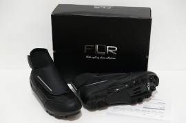 Téli FLR Defender kerékpáros cipő, méret: 43-44, erős felépítés, SPD LR Defender téli kerékpáros cipő Shoes / Socks / Shoe-Covers 43,5 MTB, Winter used male/unisex For Sale